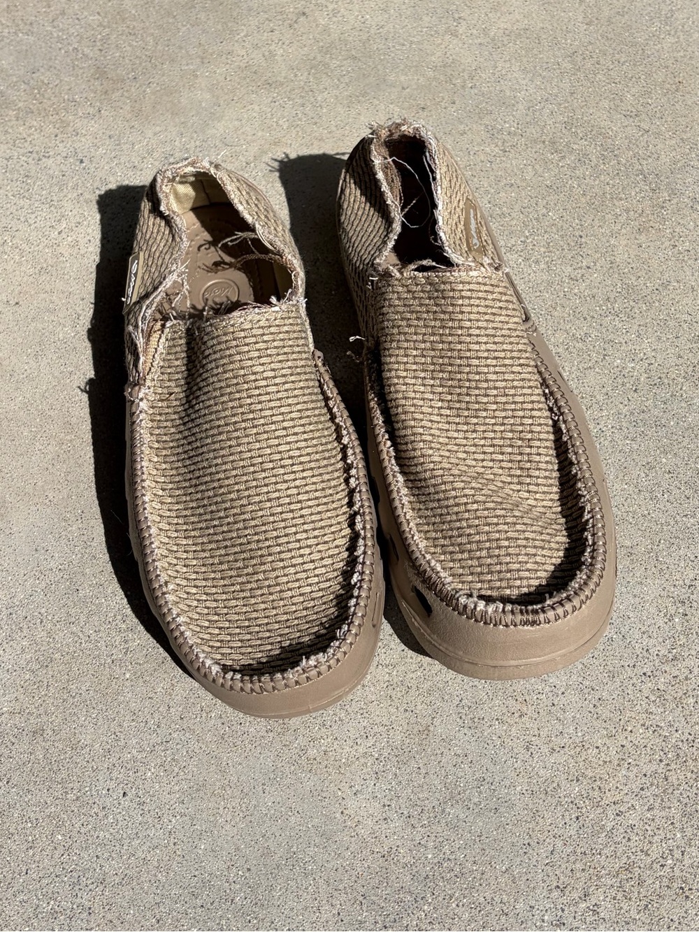 SANDALS